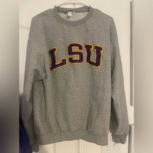 LSU sweatshirt